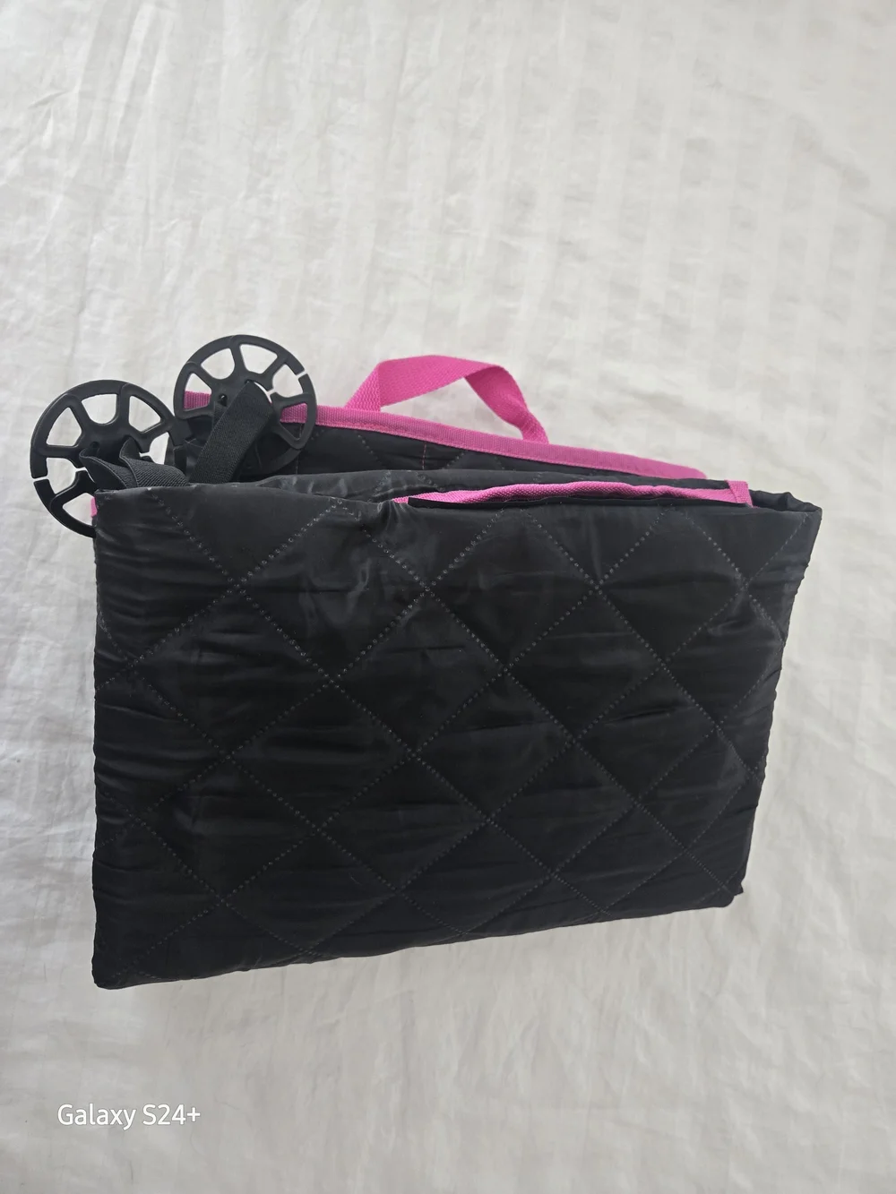 Pet Travel Seat Cover for Cars - Pink Quilted Dog Carrier Mat